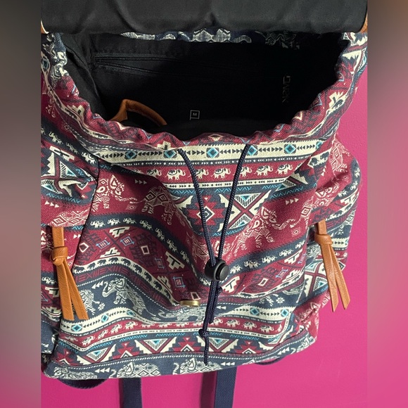 〰️➰Vegan Leather Muli-Compartment Backpack Satchel 🐘〰️ - Picture 3 of 13